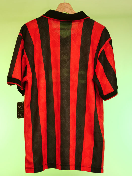 AC Milan 1995/1996 Home Shirt (L)